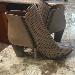 Ankle boots